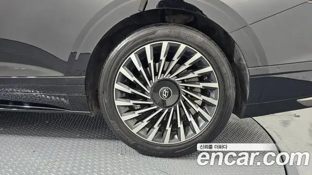 Hyundai Grandeur Hybrid 2023 — Şəkil 12/34