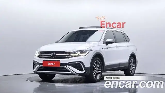 Volkswagen Tiguan Allspace 2022 — ფოტო 18/20