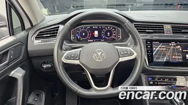 Volkswagen Tiguan Allspace 2022 — ფოტო 20/20