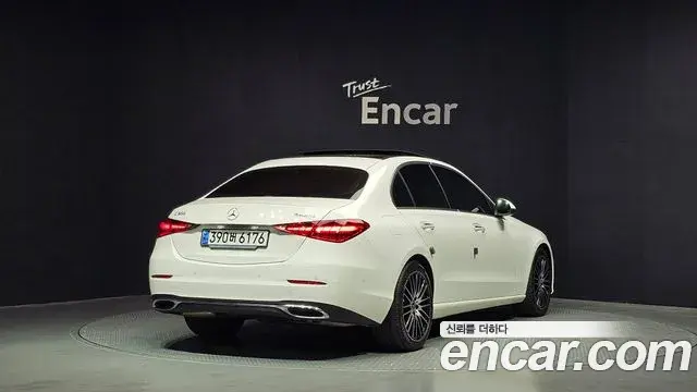 Mercedes-Benz C-Class 2024 — Şəkil 32/32