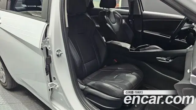 Hyundai Avante 2021 — Фото 11/20