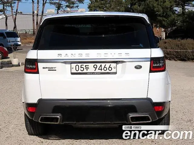 Land Rover Range Rover Sport 2018 — Şəkil 11/20