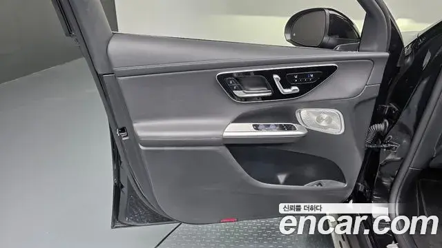 Mercedes-Benz GLC-Class 2025 — Şəkil 31/34