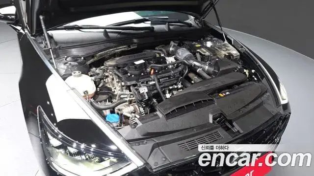 Hyundai Sonata Hybrid 2023 — ფოტო 18/20