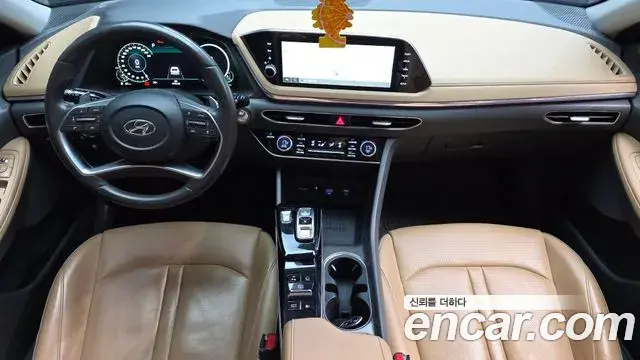 Hyundai Sonata Hybrid 2023 — ფოტო 20/20