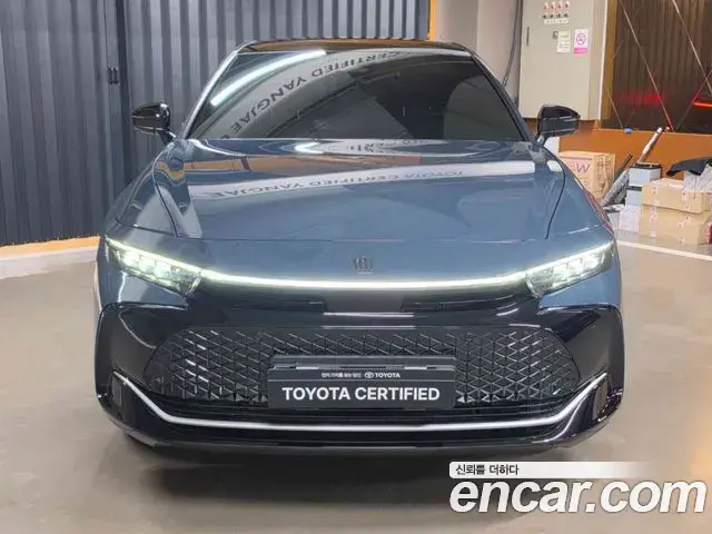 Toyota Crown Crossover 2025 — ფოტო 7/19