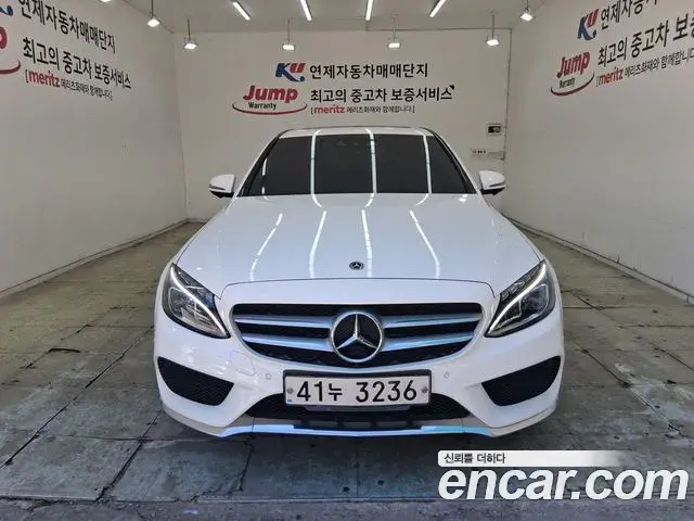 Mercedes-Benz C-Class 2018 — Photo 2/20