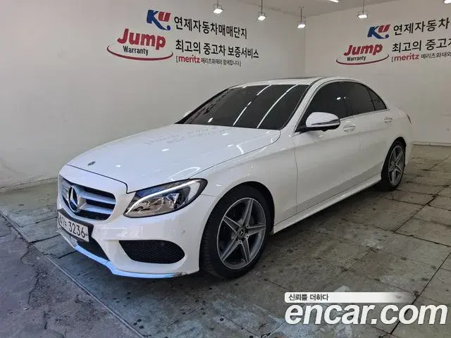 Mercedes-Benz C-Class 2018 — Photo 14/20