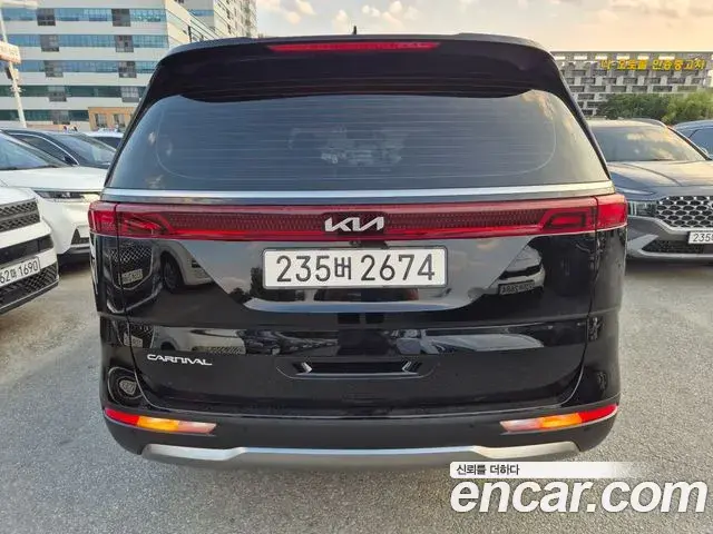 Kia Carnival 2022 — Фото 4/20