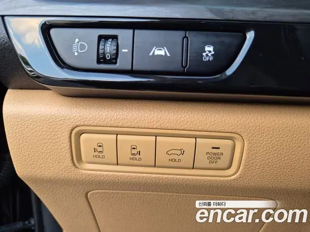 Kia Carnival 2022 — Фото 13/20