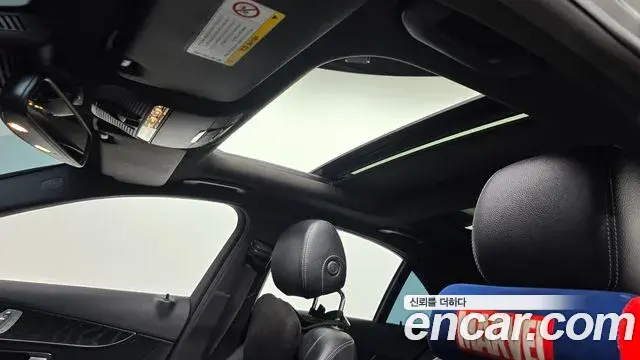 Mercedes-Benz C-Class 2018 — Şəkil 5/20