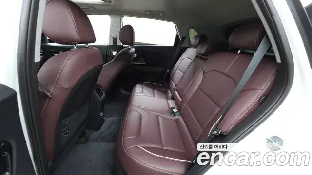 Kia Niro 2020 — Фото 12/20