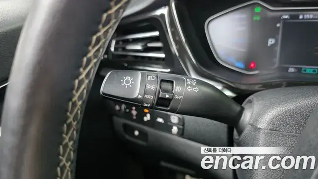 Kia Niro 2020 — Photo 14/33