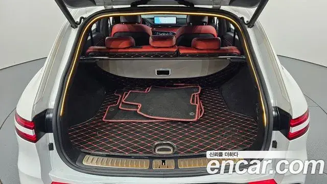 Genesis GV70 2022 — Photo 12/33