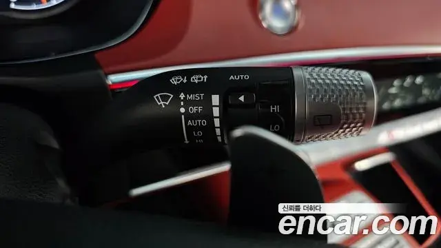 Genesis GV70 2022 — Photo 8/33