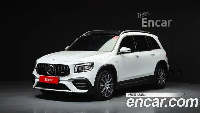 Mercedes-Benz GLB-Class 2023 — Şəkil 9/20