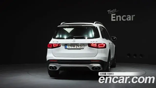 Mercedes-Benz GLB-Class 2023 — Şəkil 13/20
