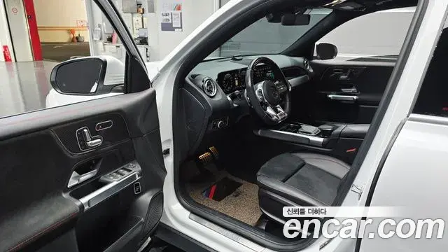 Mercedes-Benz GLB-Class 2023 — Şəkil 16/20