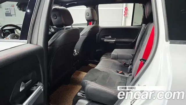 Mercedes-Benz GLB-Class 2023 — Şəkil 14/20