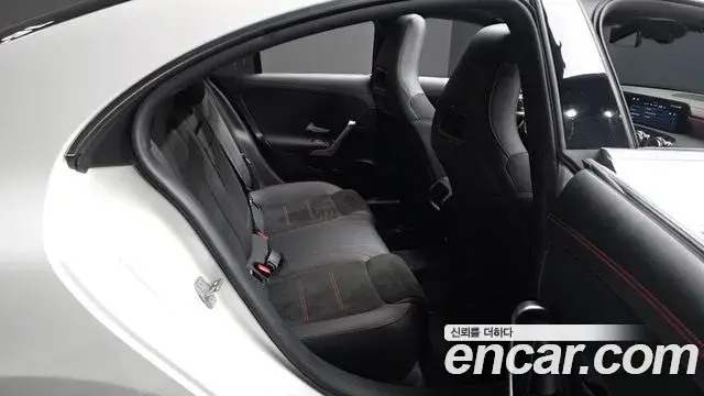 Mercedes-Benz CLA-Class 2025 — Фото 11/20