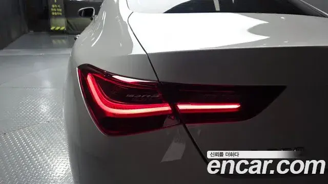 Mercedes-Benz CLA-Class 2025 — Şəkil 24/32