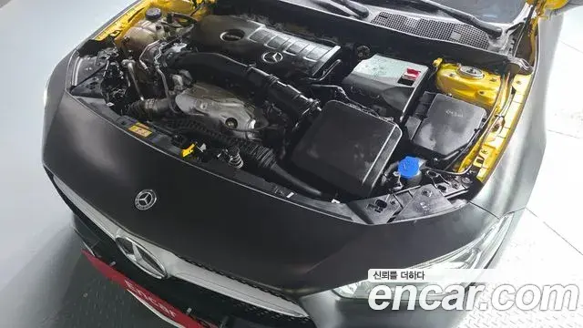 Mercedes-Benz CLA-Class 2020 — Şəkil 25/27