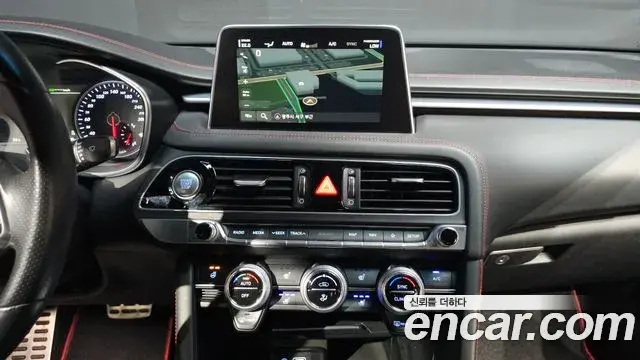 Genesis G70 2018 — Şəkil 19/31