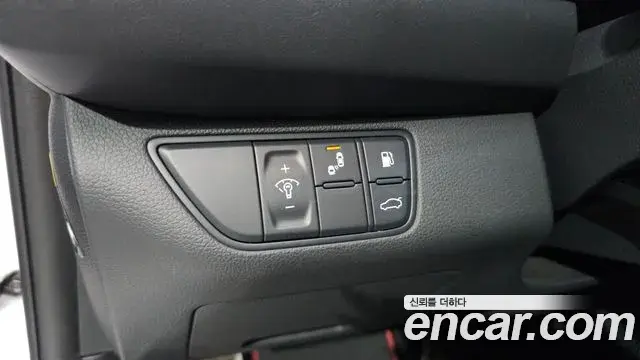 Genesis G70 2018 — Şəkil 16/31