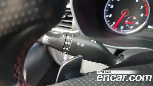 Genesis G70 2018 — Şəkil 9/31