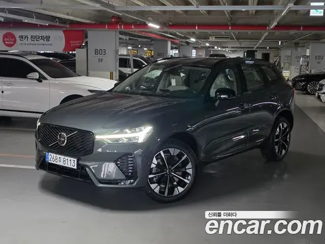 Volvo XC60 2026 — Photo 1/11
