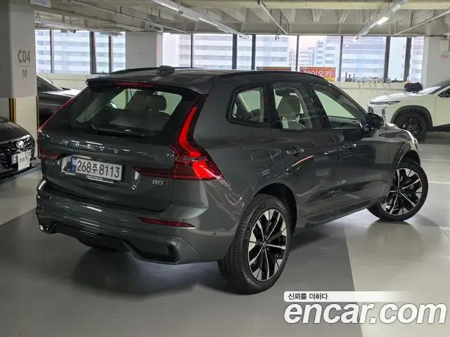 Volvo XC60 2026 — Photo 4/11