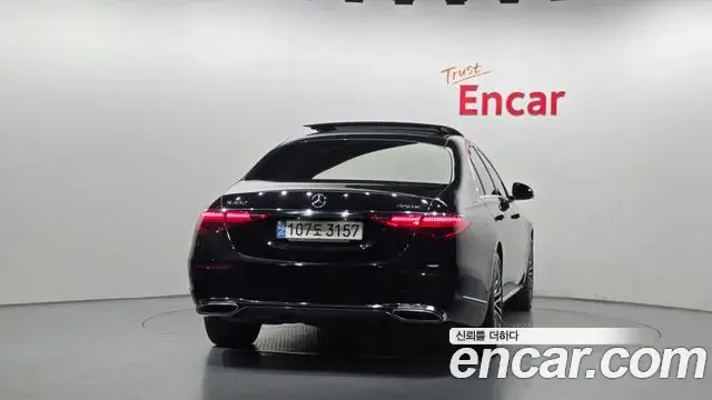 Mercedes-Benz S-Class 2021 — ფოტო 25/30