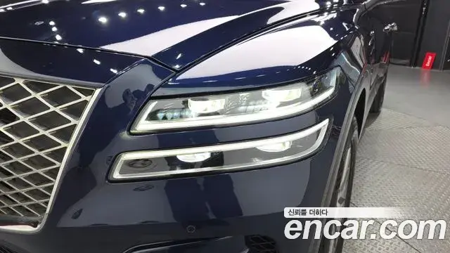 Genesis GV80 2020 — Photo 16/34