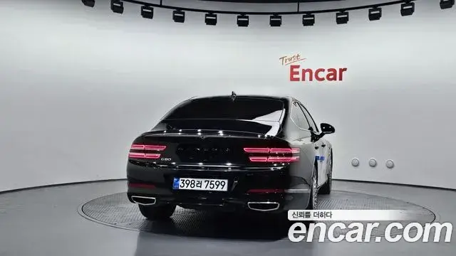 Genesis G80 2022 — ფოტო 14/32