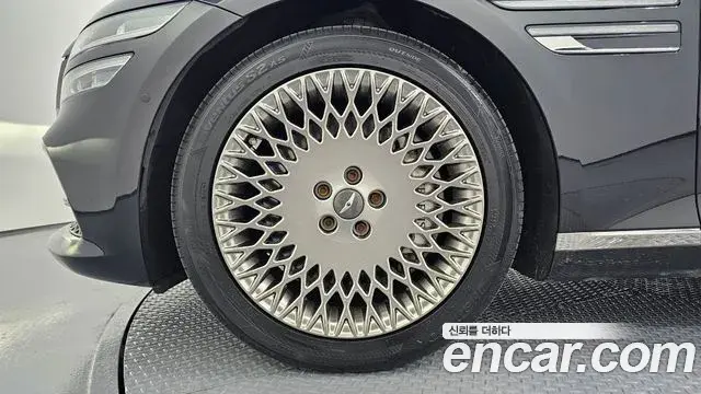 Genesis G80 2022 — ფოტო 31/32