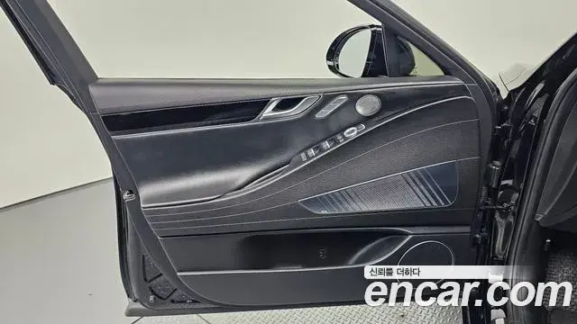 Genesis G80 2022 — ფოტო 23/32