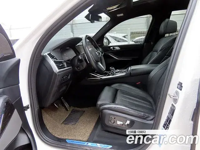 BMW X7 2020 — ფოტო 10/20