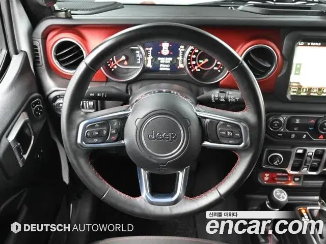 Jeep Wrangler 2018 — Фото 13/20