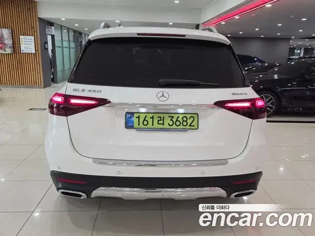 Mercedes-Benz GLE-Class 2026 — Фото 4/17
