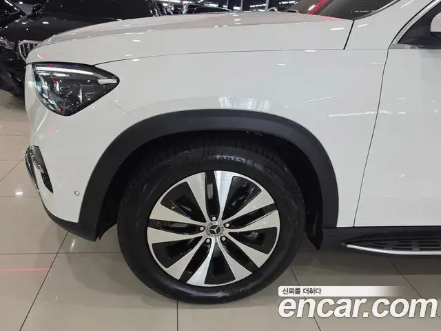 Mercedes-Benz GLE-Class 2026 — Фото 5/17