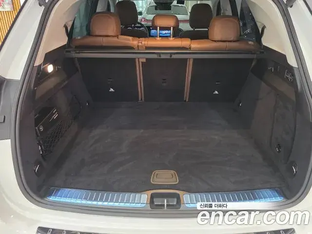 Mercedes-Benz GLE-Class 2026 — Фото 16/17