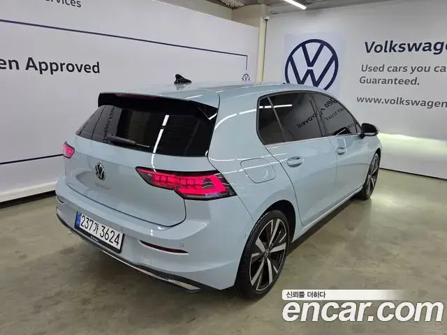 Volkswagen Golf 2025 — Şəkil 10/20