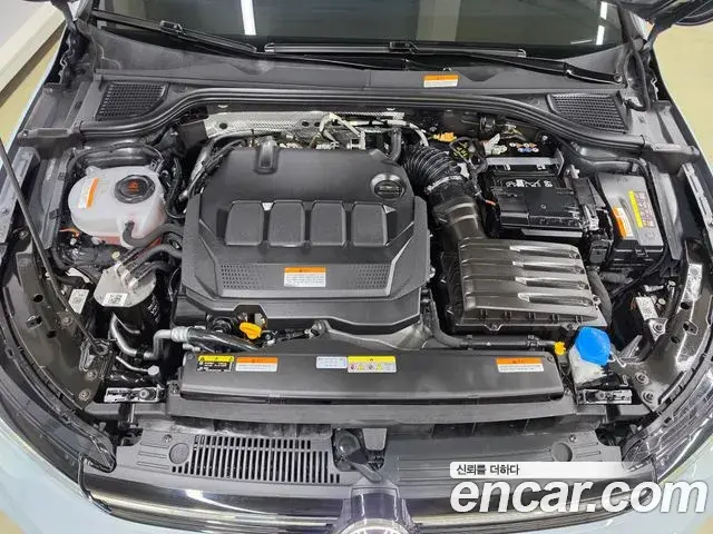 Volkswagen Golf 2025 — Şəkil 7/20