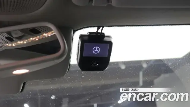 Mercedes-Benz GLC-Class 2018 — ფოტო 18/20
