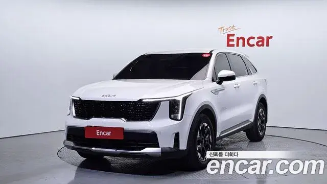 Kia Sorento 2023 — Photo 1/20