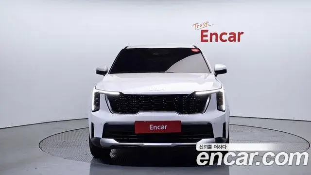 Kia Sorento 2023 — Photo 3/20