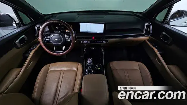 Kia Sorento 2023 — Photo 7/20