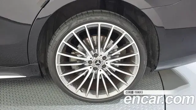 Mercedes-Benz S-Class 2023 — ფოტო 22/32