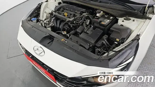 Hyundai Avante 2023 — Photo 6/20