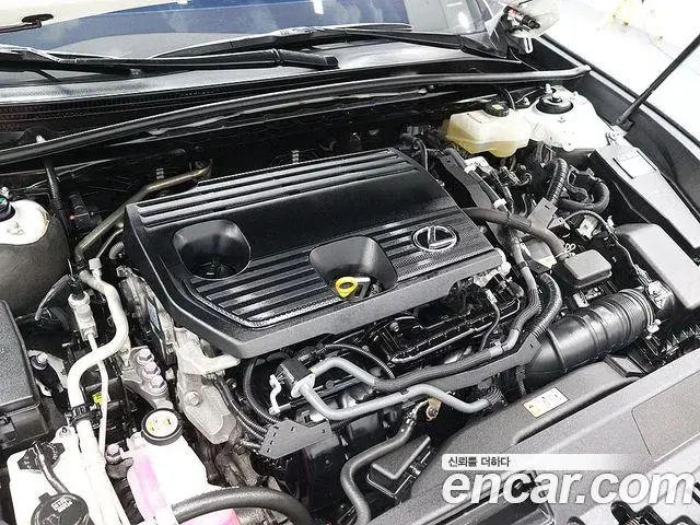 Lexus ES300h 2022 — Şəkil 18/20